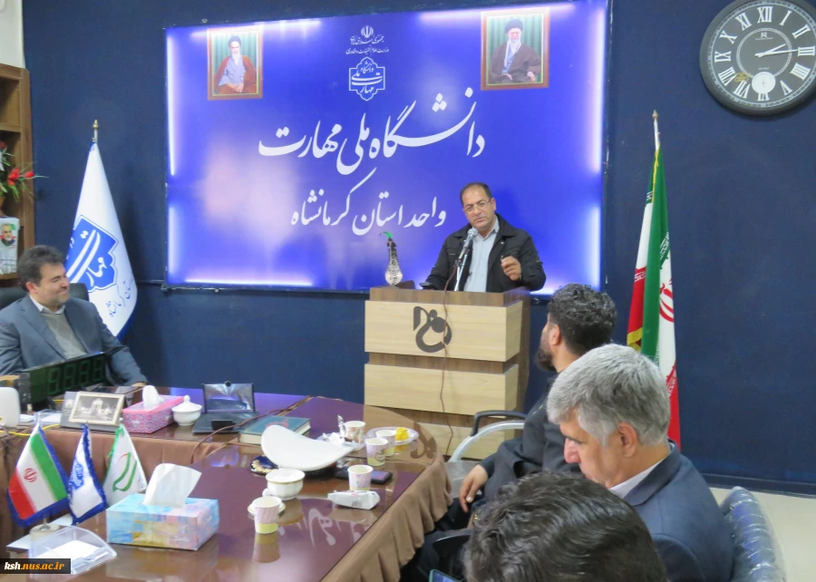 برگزاری محفل شعر خوانی به مناسبت مبعث حضرت رسول(ص)  در دانشگاه ملی مهارت استان کرمانشاه 2