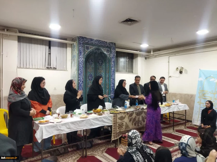 نشست صمیمی ریاست و معاونت فرهنگی، دانشجویی آموزشکده ملی مهارت واحد دختران کرمانشاه با دانشجویان ساکن خوابگاه مرصاد 8
