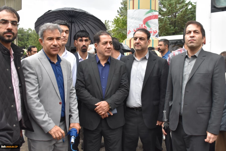حضور پر شور کارکنان، اساتید و دانشجویان دانشگاه ملی مهارت استان کرمانشاه در مراسم استقبال از سفر رئیس جمهور 3