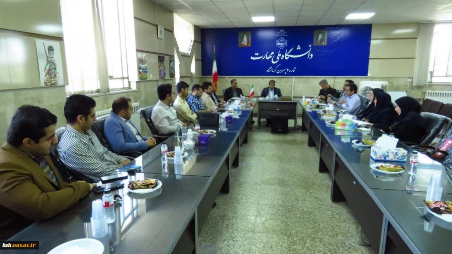 برگزاری جلسه شورای پژوهشی دانشگاه ملی مهارت استان کرمانشاه به میزبانی آموزشکده ملی مهارت پسران شماره 2 2