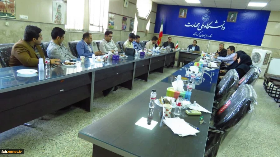 برگزاری جلسه شورای پژوهشی دانشگاه ملی مهارت استان کرمانشاه به میزبانی آموزشکده ملی مهارت پسران شماره 2 6