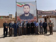 حضور مسئولین دانشگاه ملی مهارت استان کرمانشاه در منزل شهید سروان پاسدار احسان محمدی طهنه دانش آموخته  دانشگاه ملی مهارت استان