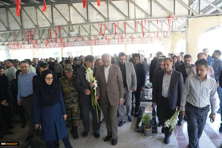 تجدید میثاق استاندار کرمانشاه و رئیس دانشگاه ملی مهارت استان و سایر مدیران استانی با آرمان‌های شهدا به مناسبت هفته دولت 4