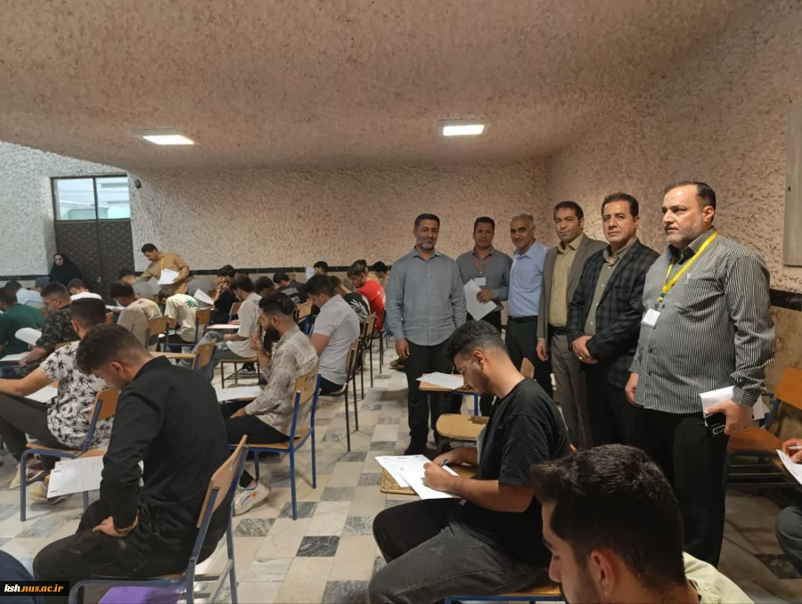 بازدید دکتر ابراهیمی رئیس دانشگاه ملی مهارت استان کرمانشاه از روند برگزاری امتحانات آموزشکده اسلام آباد غرب 4
