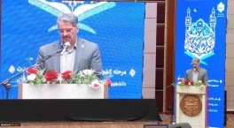 دکتر زمانی در مراسم اختتامیه سی و دومین جشنواره قرآن و عترت:
جشنواره فاخر قرآن و عترت به شکلی شایسته فرهنگ‌سازی شود تا زمینه رشد و تعالی همه دانشجویان فراهم گردد/ تقویت این قبیل جشنواره‌ها متناسب با تحقق اهداف آموزشی و مهارتی دانشجو و در راستای گره‌گشایی از امور مملکت و زندگی شخصی خود دانشجویان باشد